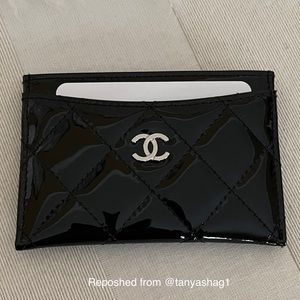 CHANEL Quilted Calfskin Patent Leather Card Holder - Black